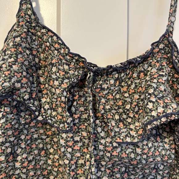 Roxy Black Floral Romper Size Large Women’s - Picture 6 of 10